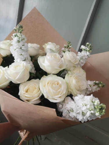 White Roses and Scented Stocks